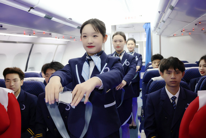 航空乘務(wù)實(shí)訓(xùn)